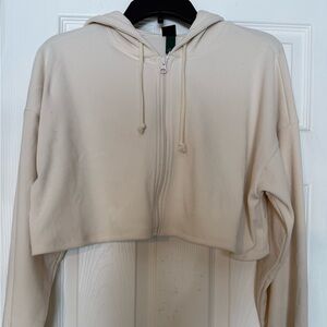 Wild fable cropped hoodie. Off white, very soft, size Medium.